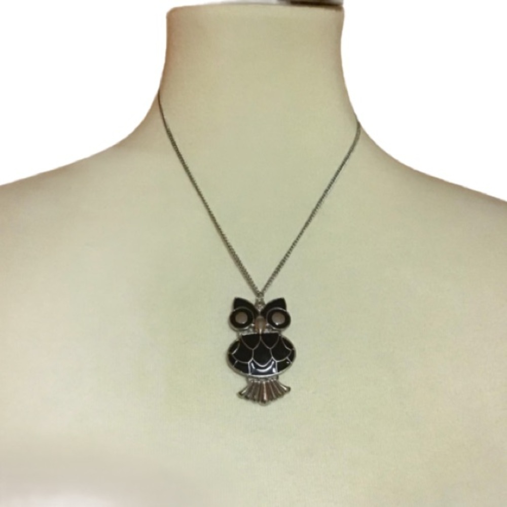 Black owl hinged necklace
